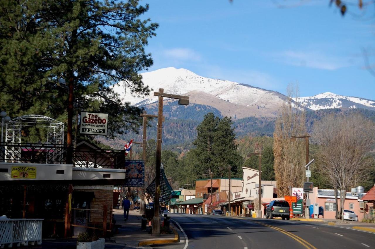 Starry Night, 1 Bedroom, Gas Fireplace, Midtown, Sleeps 2 Ruidoso Exterior photo